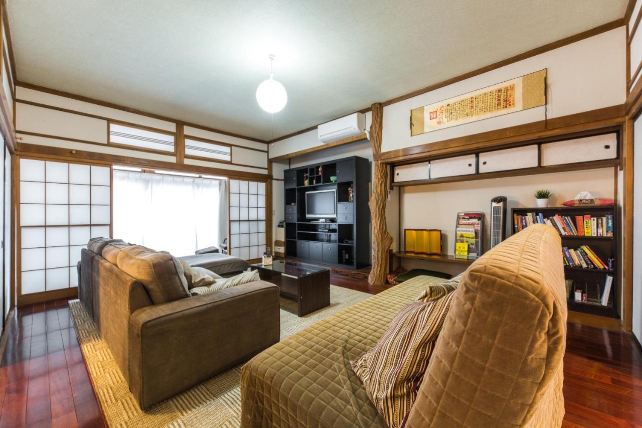 Samurai House - Large Family House, West Shinjuku Токіо Екстер'єр фото