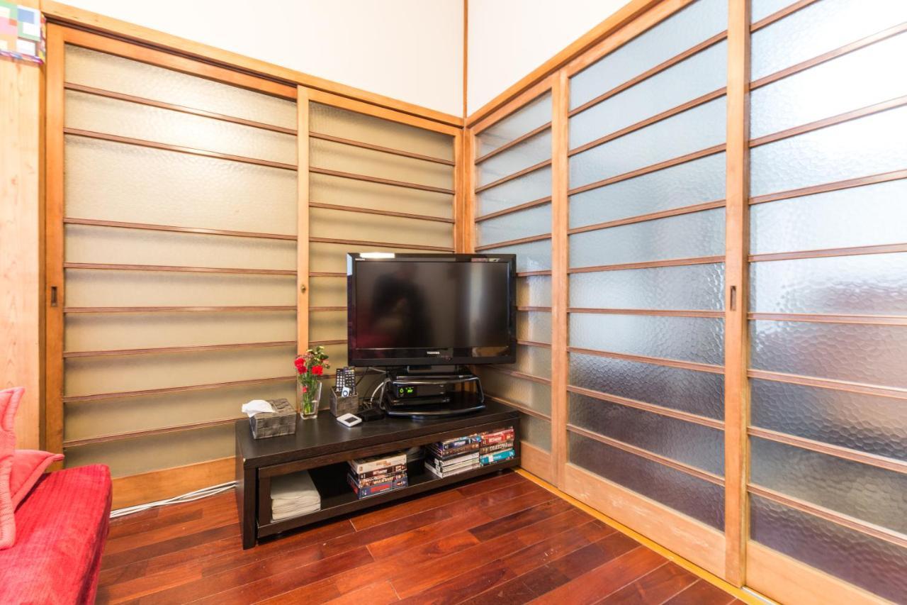 Samurai House - Large Family House, West Shinjuku Токіо Екстер'єр фото