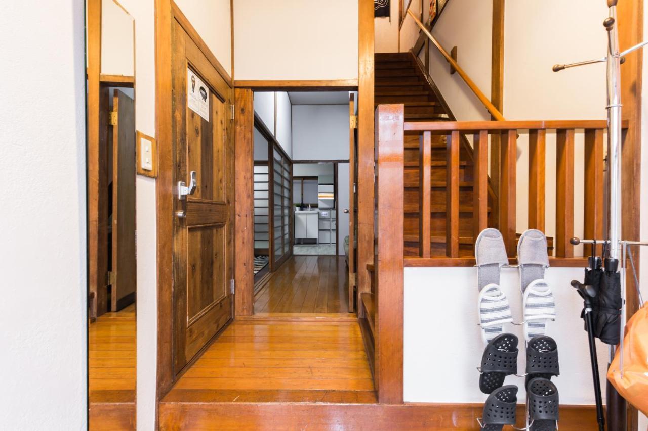 Samurai House - Large Family House, West Shinjuku Токіо Екстер'єр фото