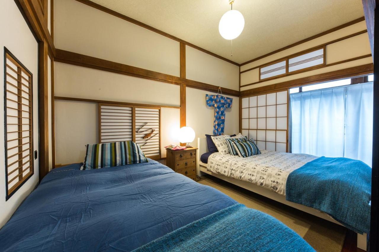 Samurai House - Large Family House, West Shinjuku Токіо Екстер'єр фото