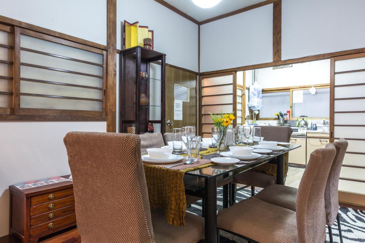 Samurai House - Large Family House, West Shinjuku Токіо Екстер'єр фото