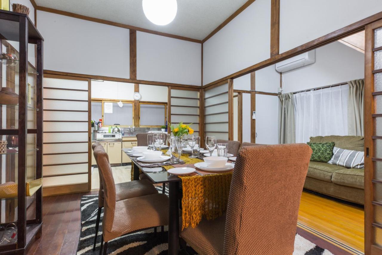 Samurai House - Large Family House, West Shinjuku Токіо Екстер'єр фото