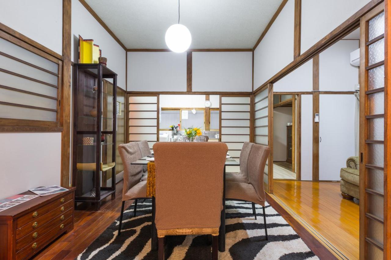 Samurai House - Large Family House, West Shinjuku Токіо Екстер'єр фото